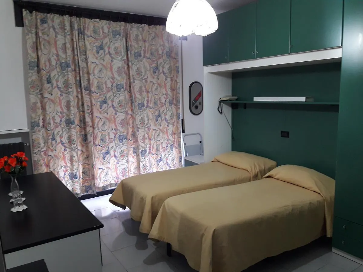 ** Hotel Albergo Piccadilly Medolago Italy